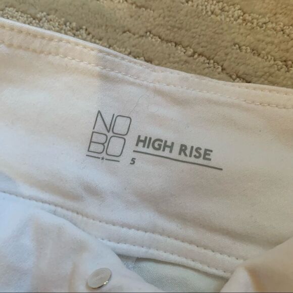 NOBO High Rise White Jean Short - Picture 3 of 4
